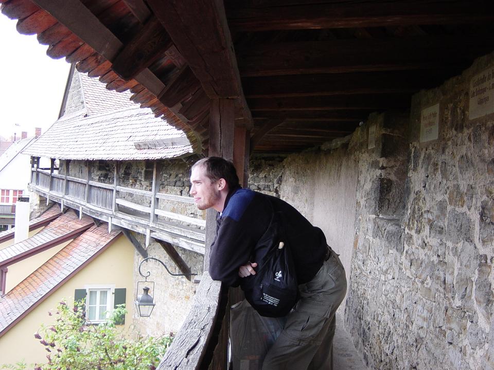 30 r wall top.JPG